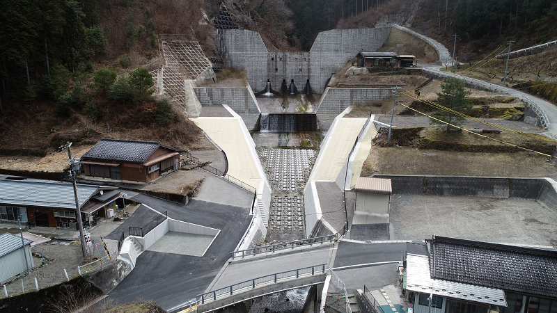 ツベタ沢砂防堰堤工事